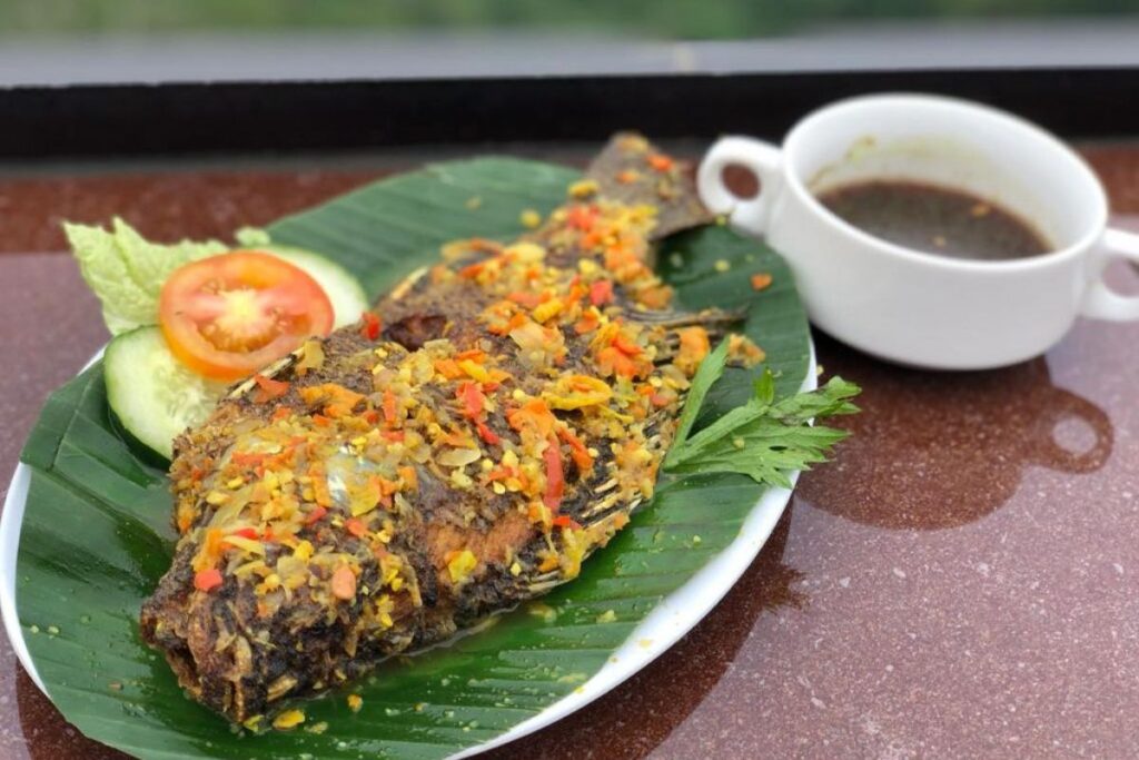 Mujair Nyatnyat Makanan Tradisional Bali yang Menggugah Selera