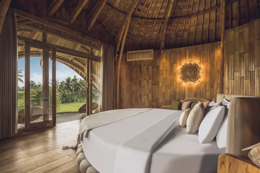dreamy bamboo house in bali