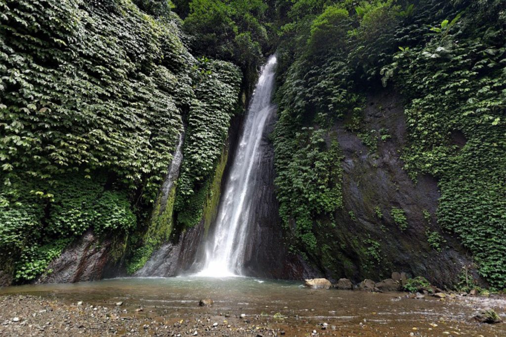 wisata bali utara air terjun munduk